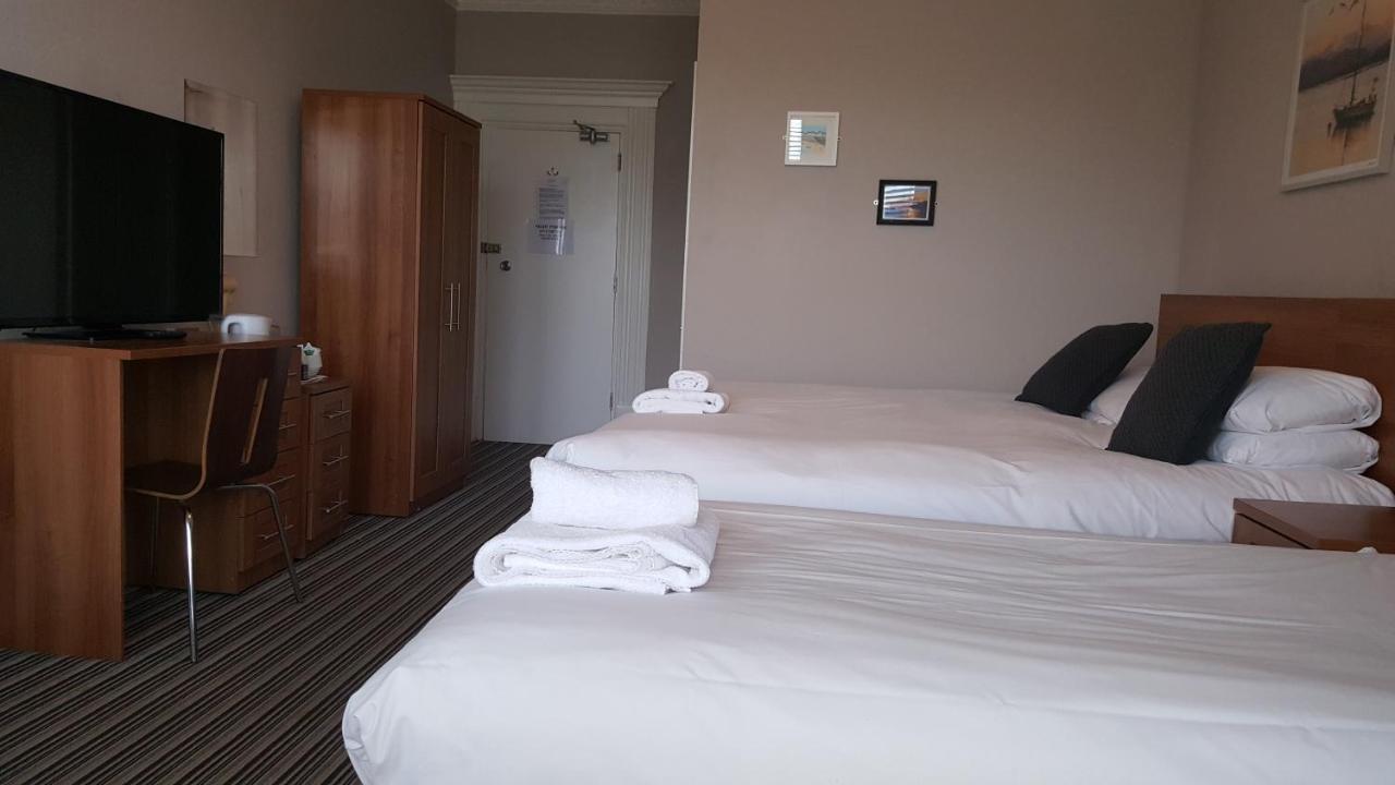 The York Hotel Уестън сюпър Меър Екстериор снимка
