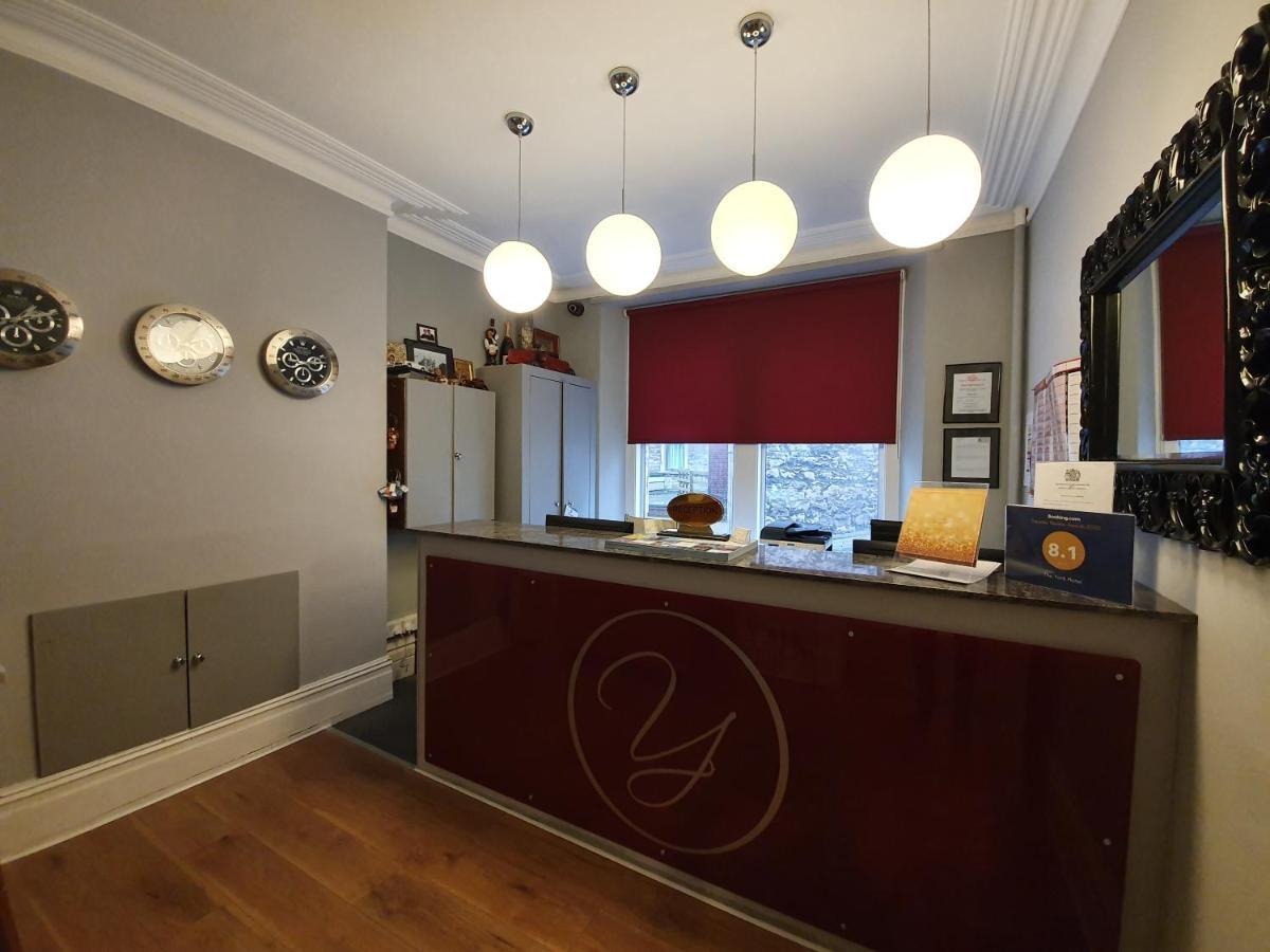 The York Hotel Уестън сюпър Меър Екстериор снимка